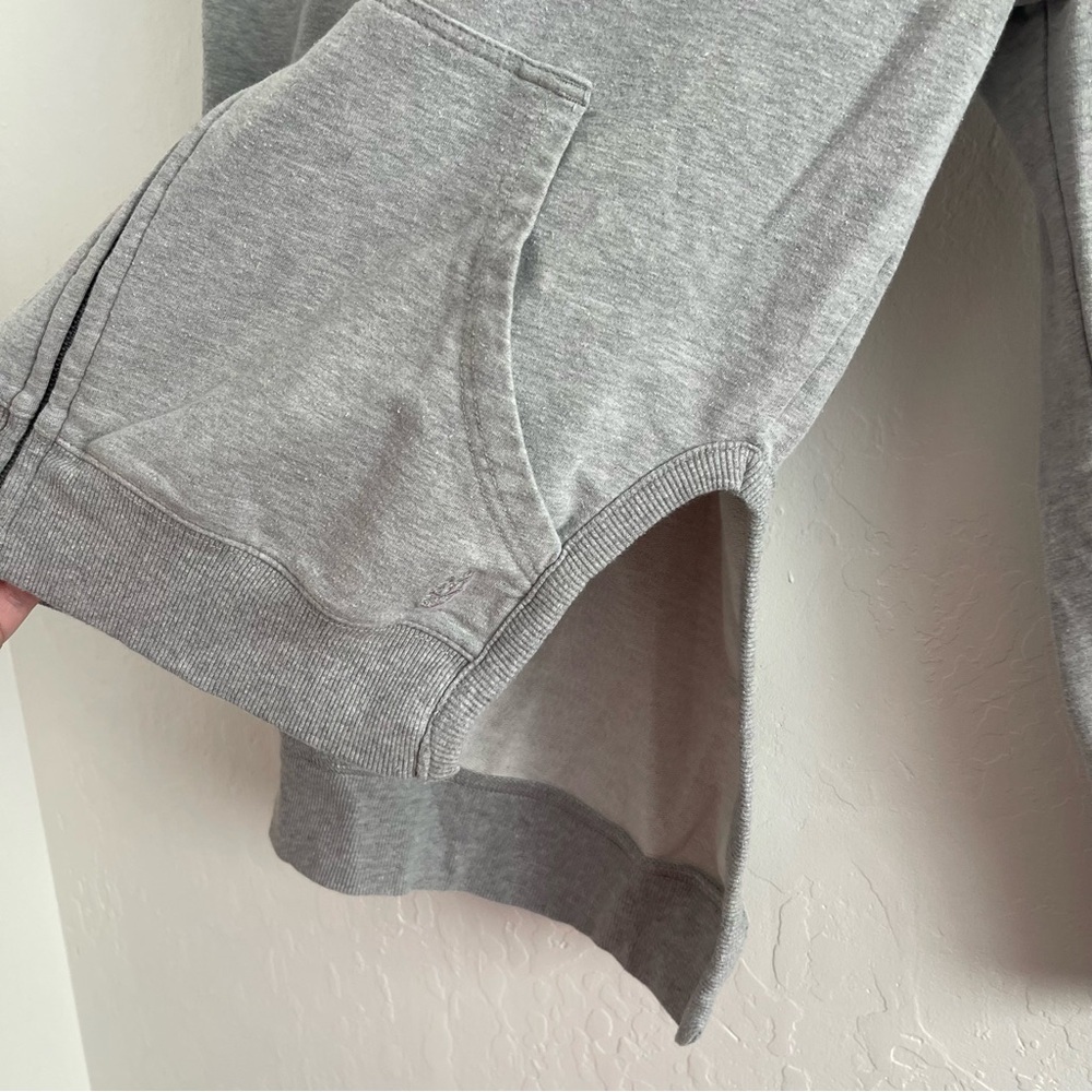 Free People Movement Full Zip Shawl Collar Gray Sweatshirt Baseline Size Small - Picture 4 of 10